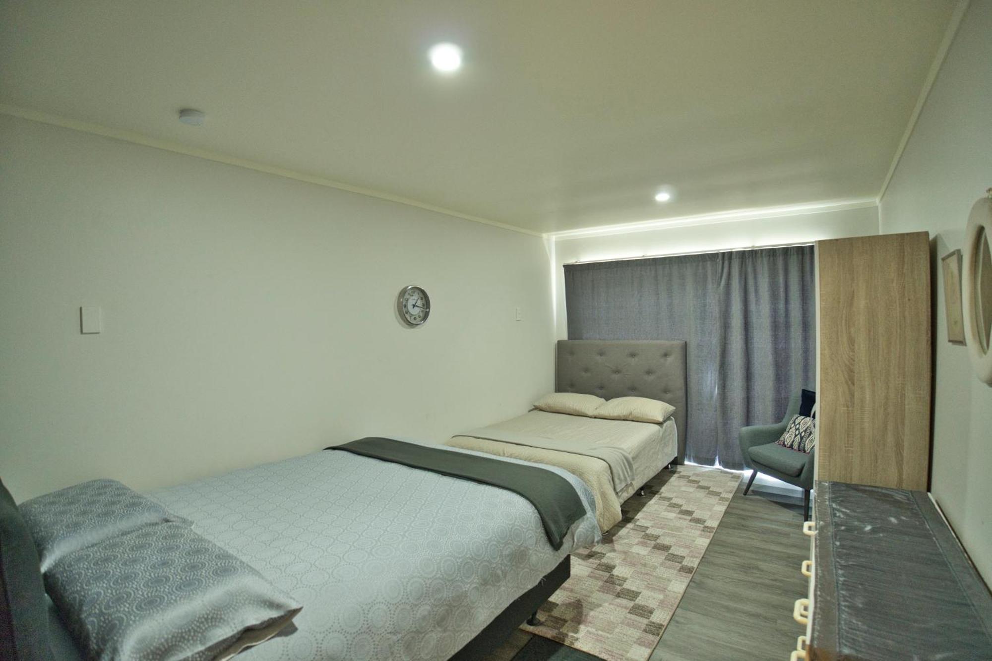 Entire Ground Floor With Full-Privacy And Family-Friendly Popular To Ferry Catchers Wellington Exterior photo